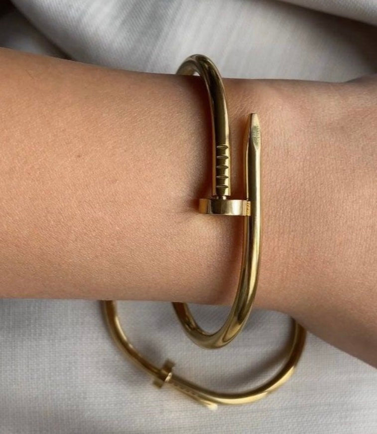 Nail Bracelet