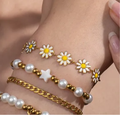 Pearl Star Bracelet