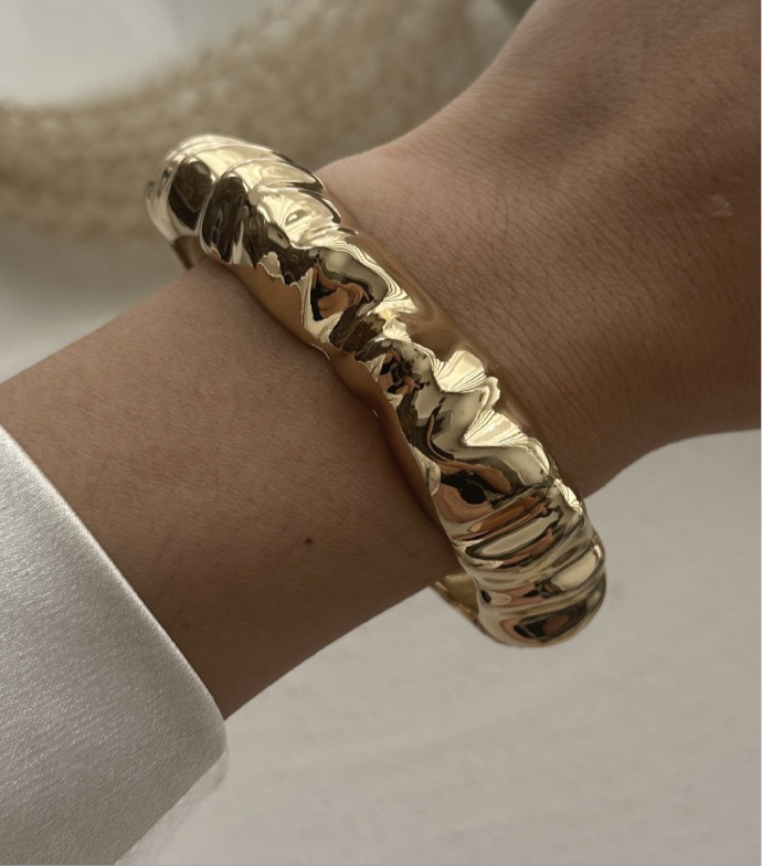 Lyz Bracelet