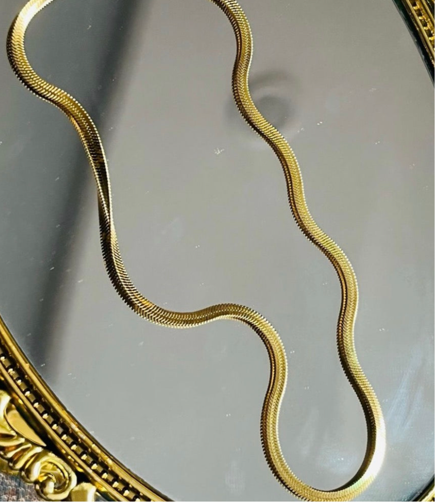 Seda Dorada Necklace