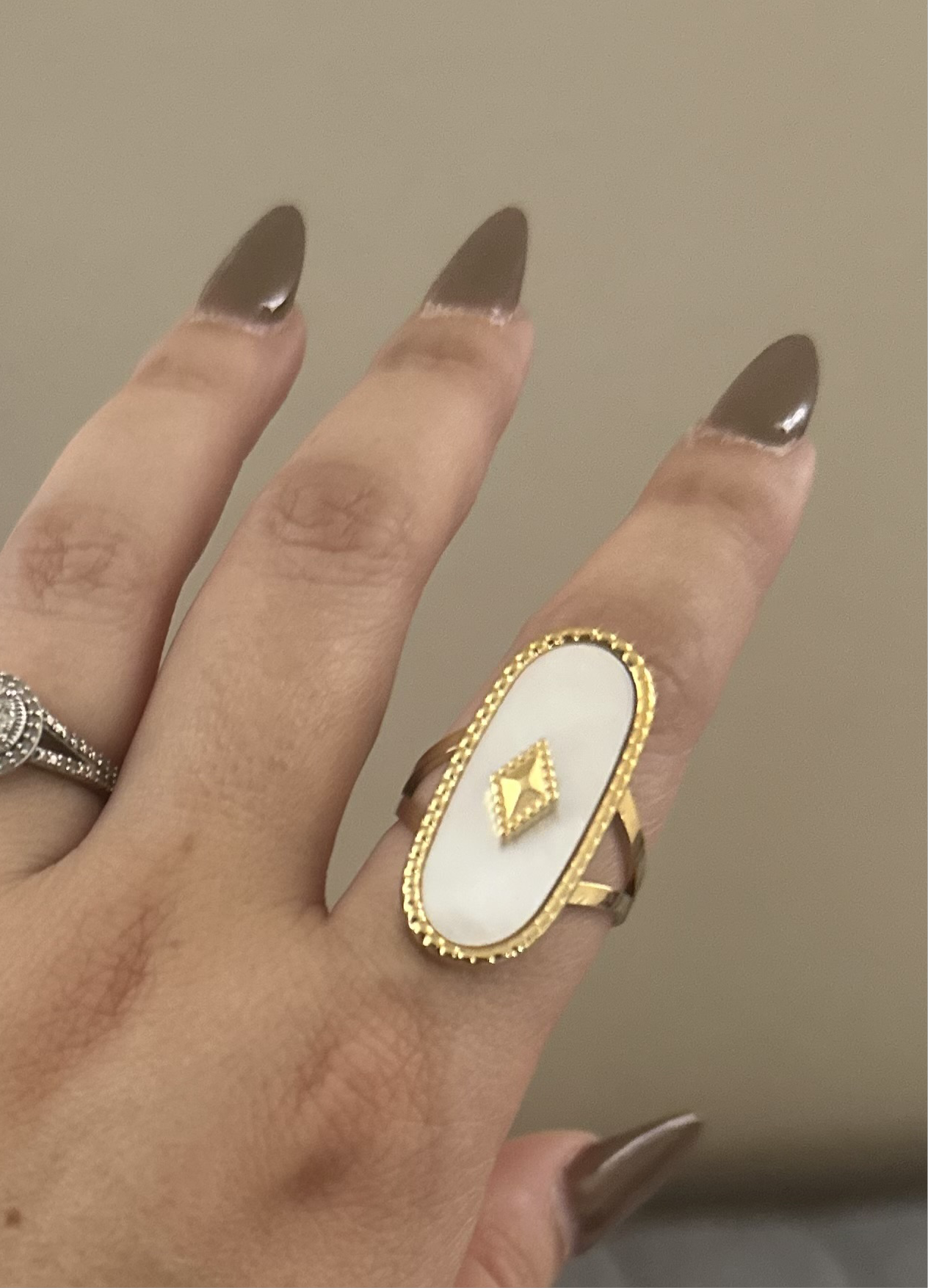 Finas Rings