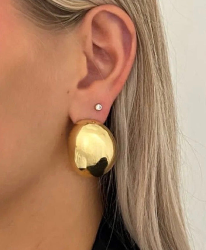 Oval Gold Earrings